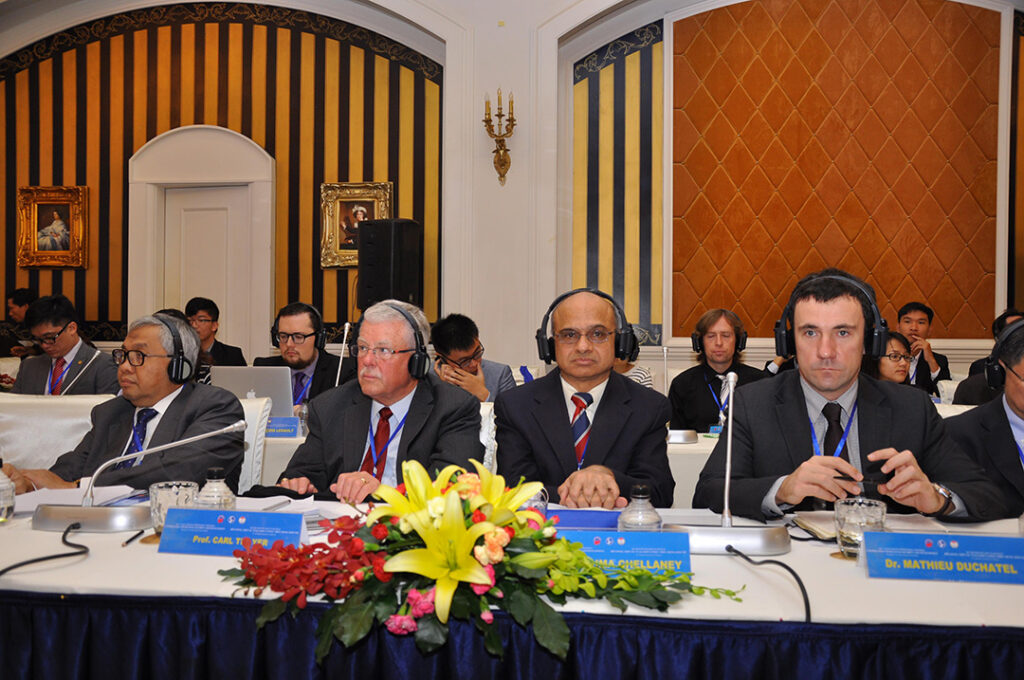 HỆ THỐNG HỘI NGHỊ KỸ THUẬT SỐ TS-0604 ĐƯỢC TRIỂN KHAI TẠI HỘI NGHỊ QUỐC TẾ BIỂN ĐÔNG LẦN THỨ 7 – VIỆT NAM